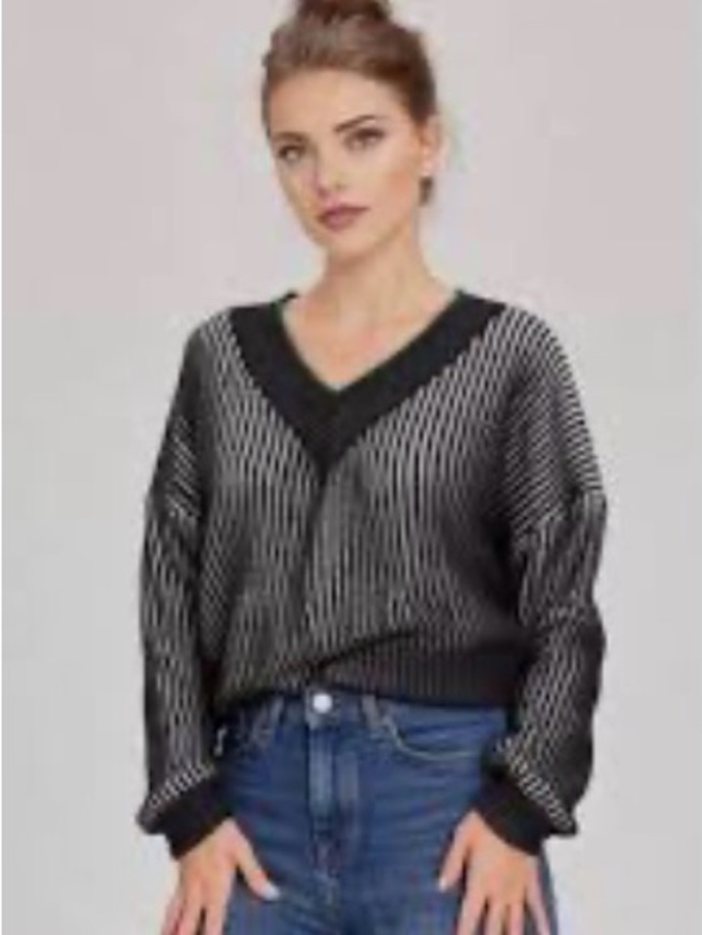 V-Neck Black & White Stripe Sweater with Green Trim. NWT size small ( oversize)